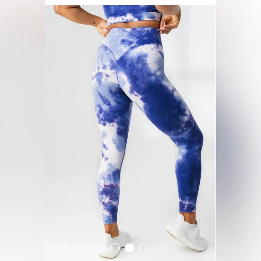 Vitality Leggings (Balance Athletica) - Picture 2 of 4